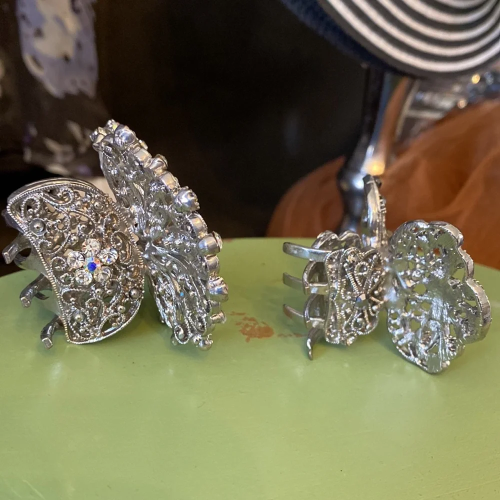 #183 Beautiful butterfly, jeweled, hair clips prices for one two available - Picture 13 of 13